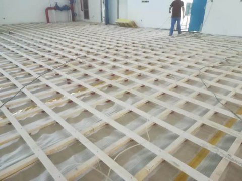 揚(yáng)州大眾分公司加楓運(yùn)動地板案例