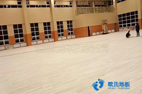 楓木體育場館木地板的優點